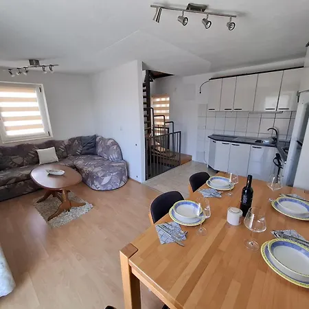 Apartamento Kastilac Near The *