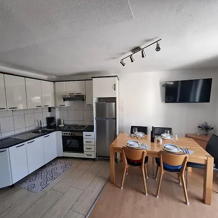 Apartamento Kastilac Near The