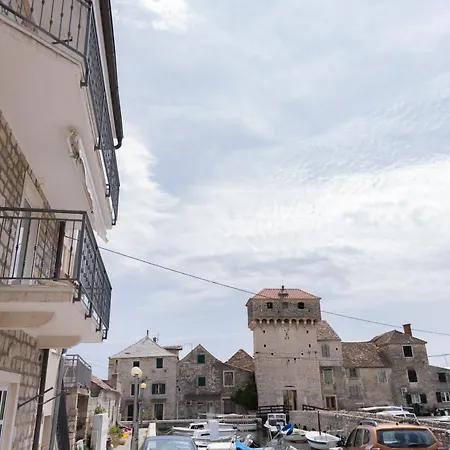 Διαμέρισμα Kastilac Near The *