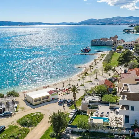 Kastilac Near The Διαμέρισμα Kaštela