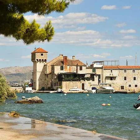 Kastilac Near The * Kaštela